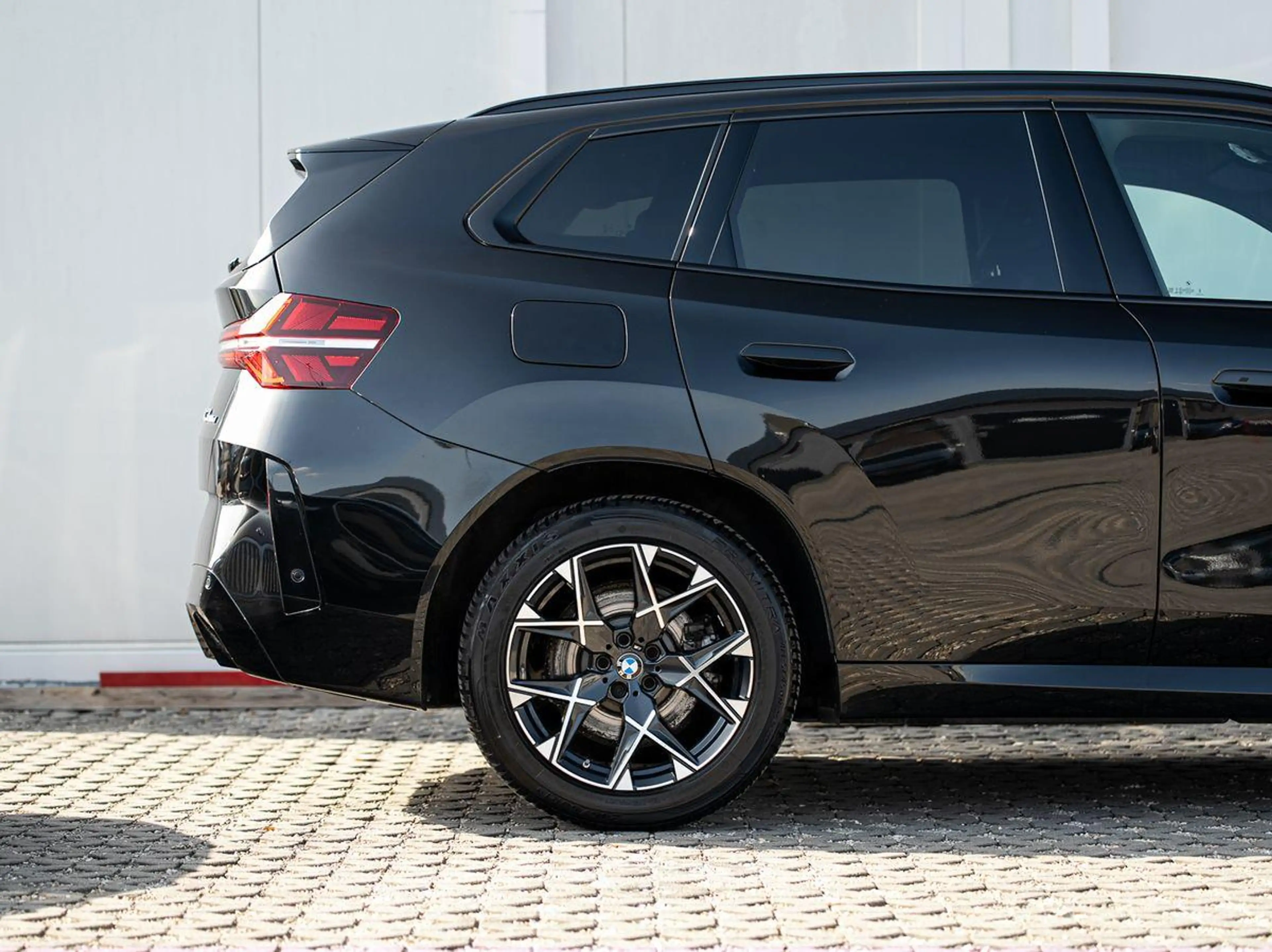 BMW X3 20d xDrive M-Sport AHK PANO H&K ACC KoZg 360° — photo 6