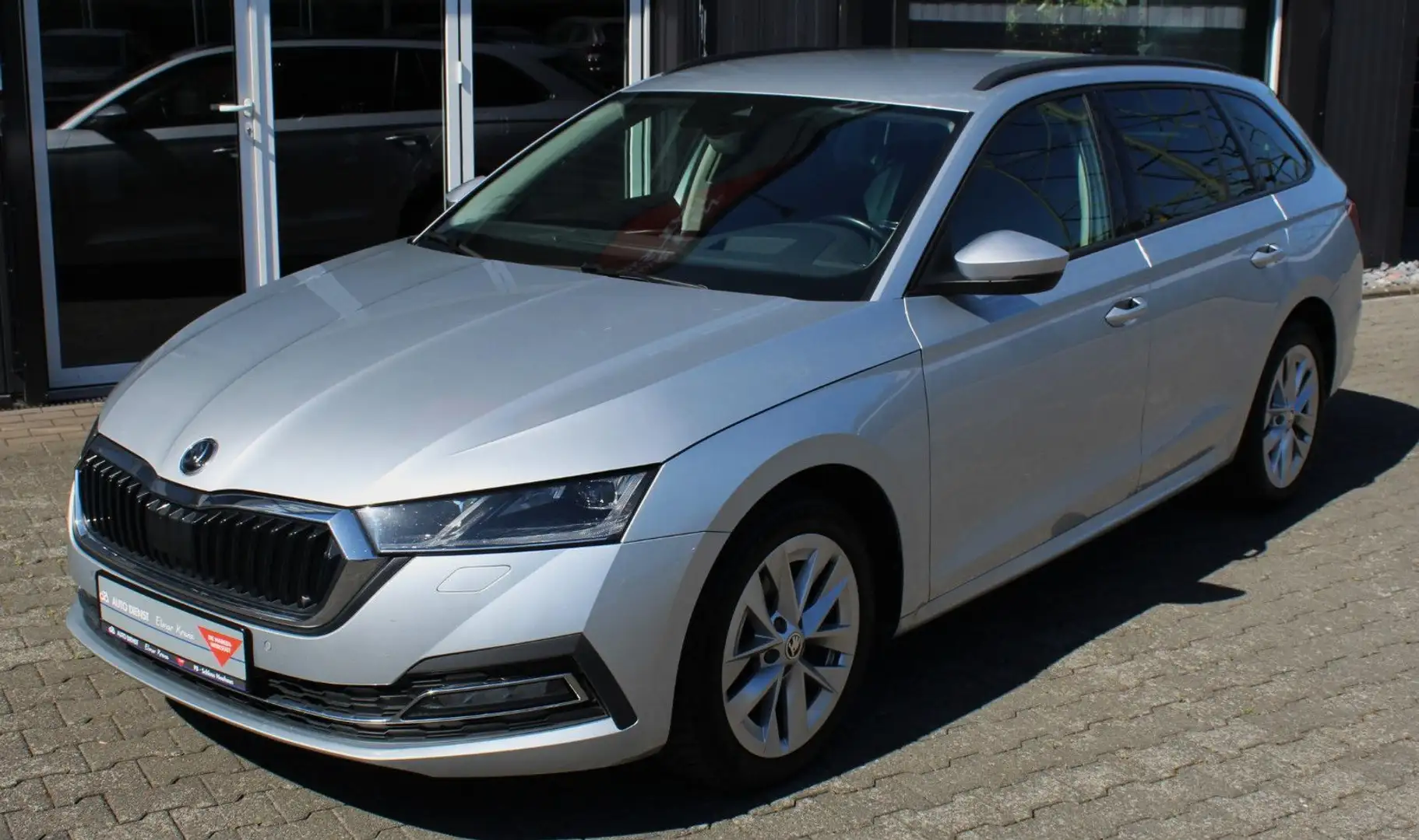 Skoda Octavia Combi Style,2,0TDI,110KW/150PS,DSG Zilver - 1