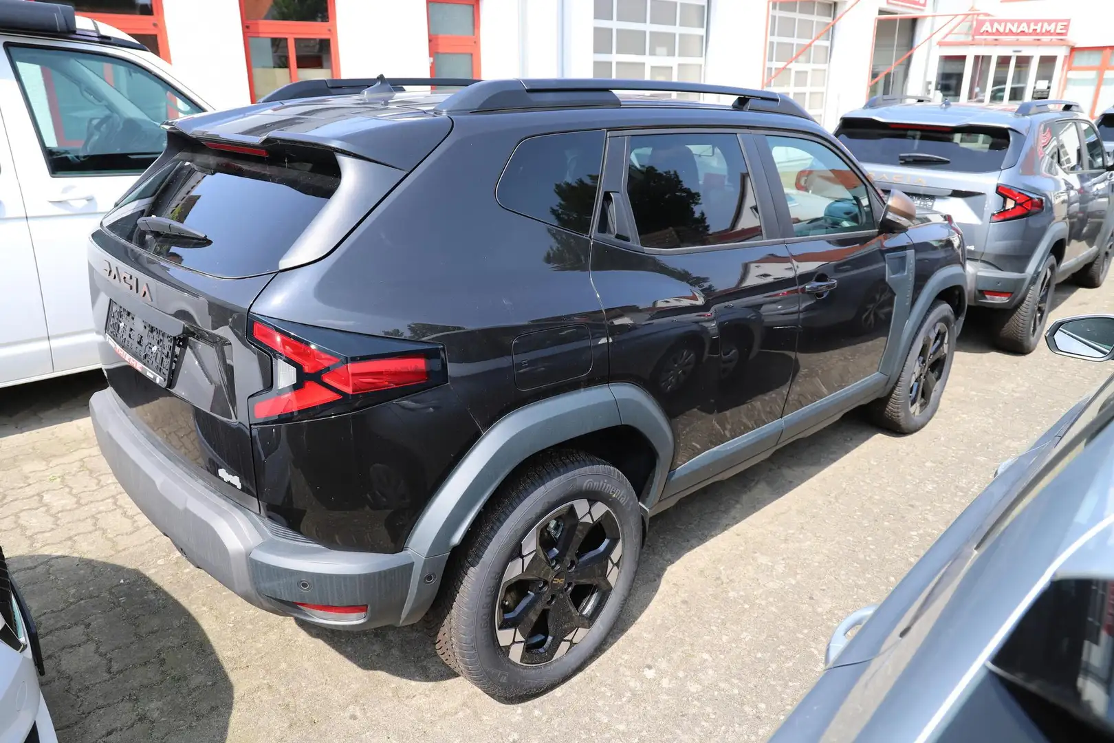 Dacia Duster TCe 130 Extreme 4x4 - Navi/360°/SHZ/18" GJR/App... Schwarz - 2