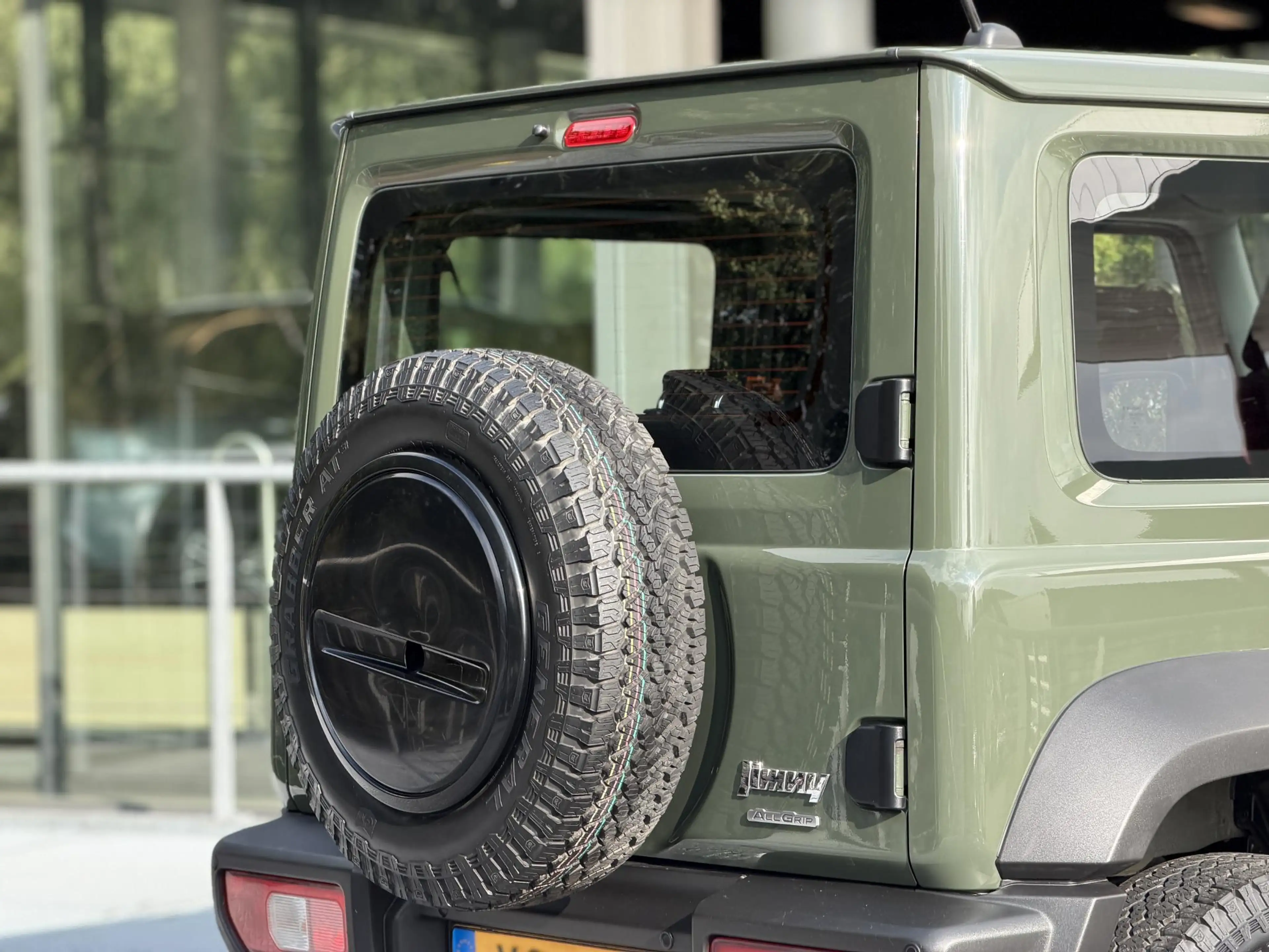 Suzuki Jimny 1.5 Comfort AllGrip 4-zits 102PK | Stoelverwarming — photo 32