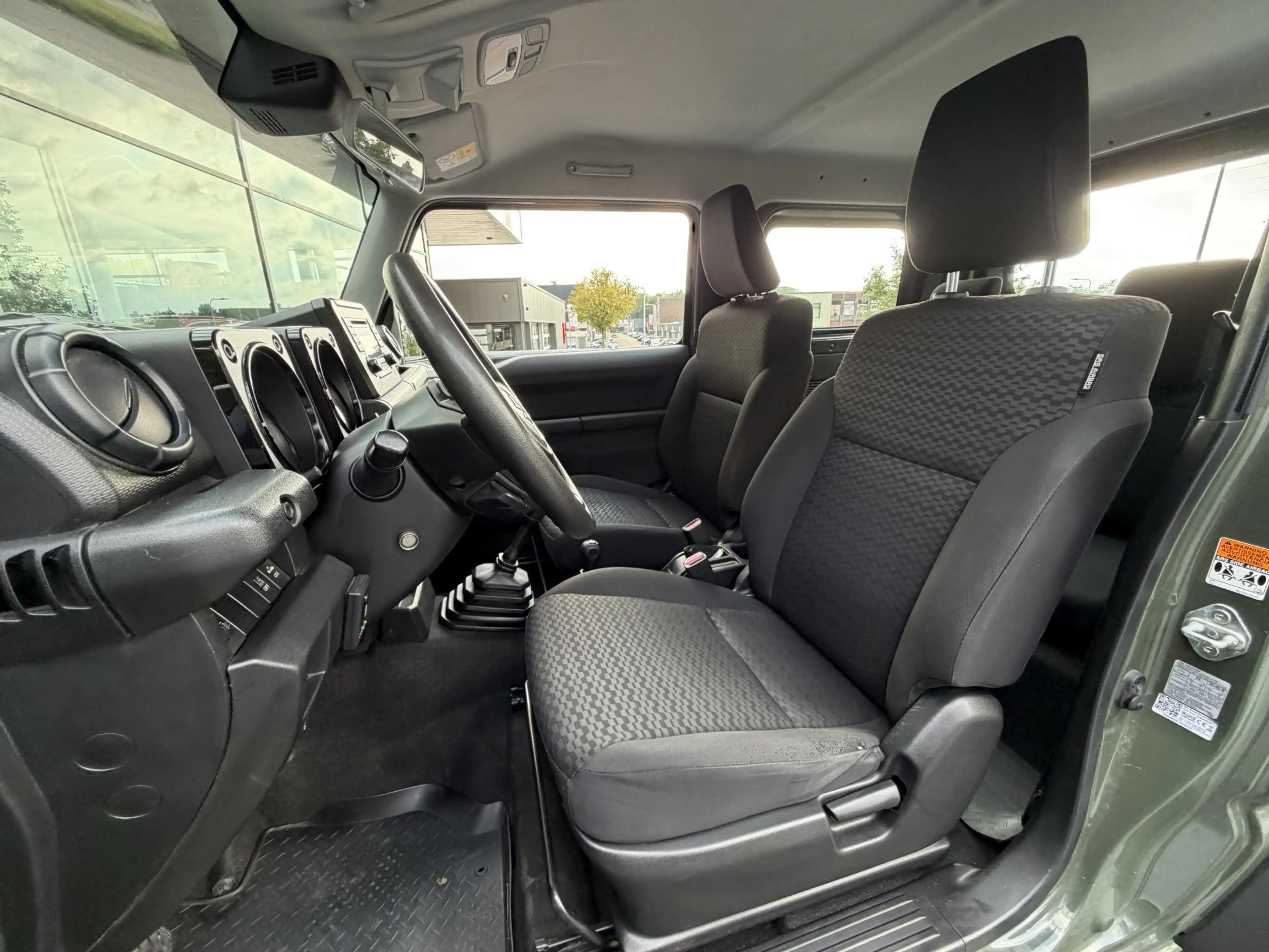 Suzuki Jimny 1.5 Comfort AllGrip 4-zits 102PK | Stoelverwarming — photo 7