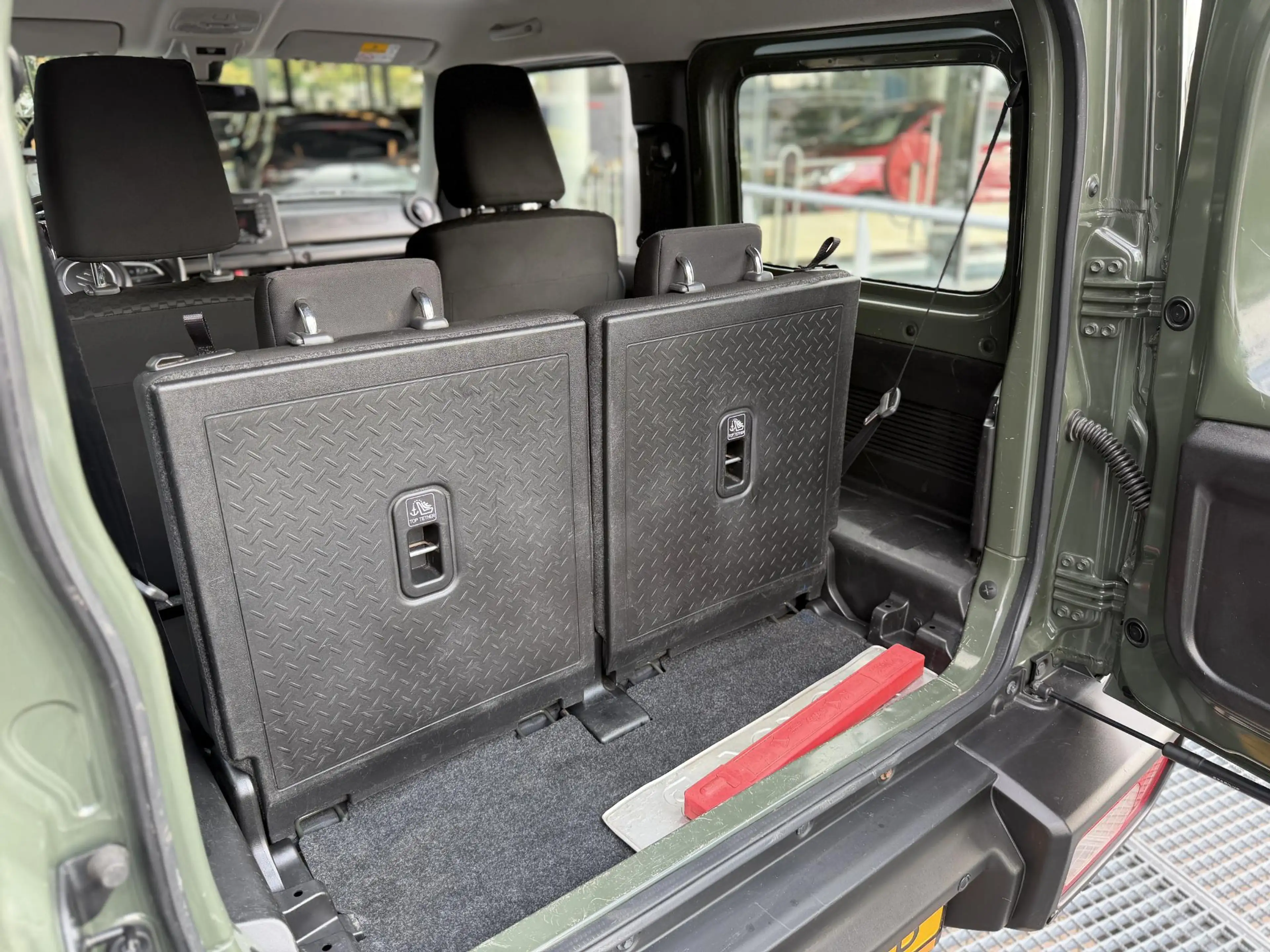 Suzuki Jimny 1.5 Comfort AllGrip 4-zits 102PK | Stoelverwarming — photo 30