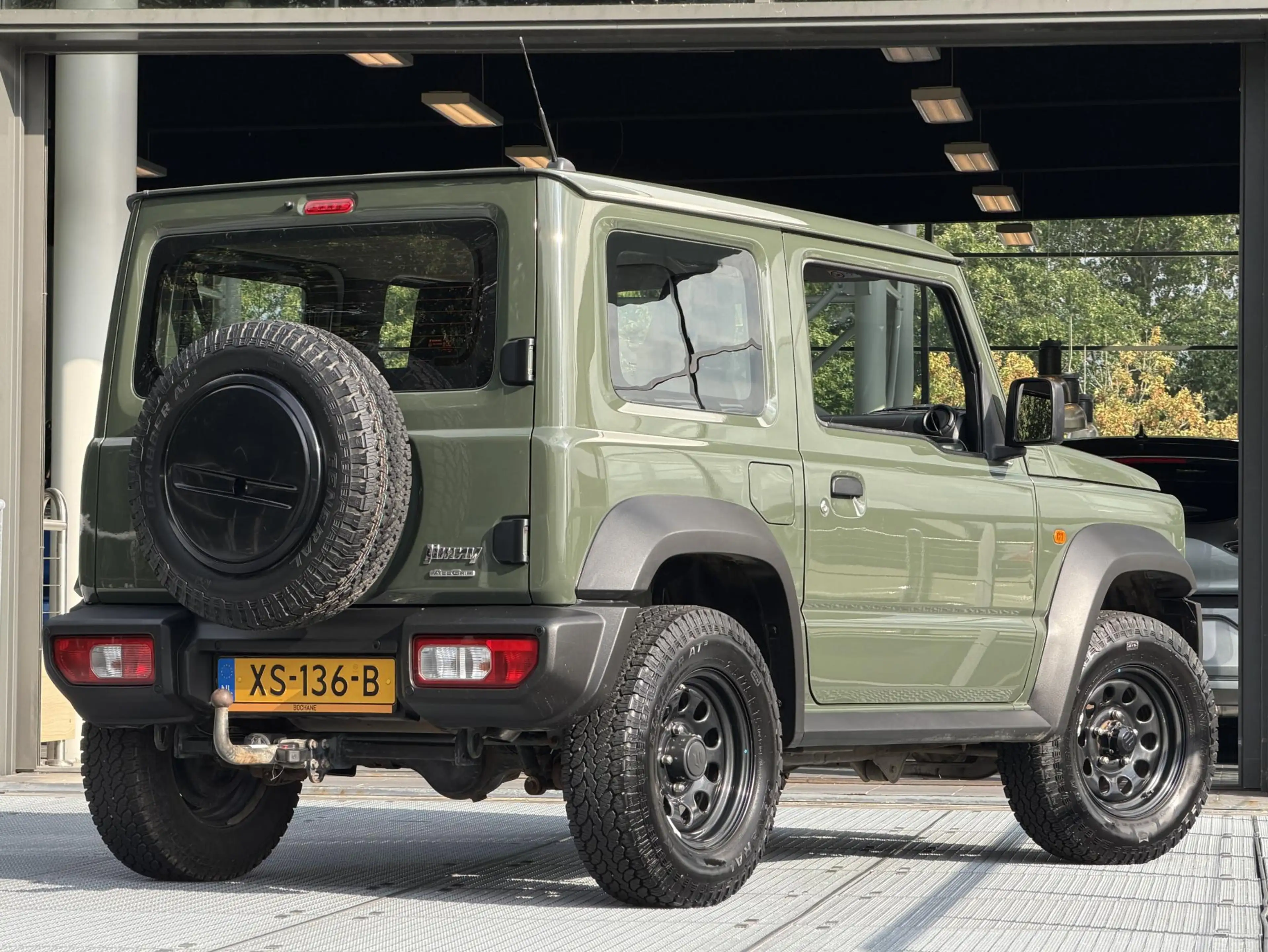 Suzuki Jimny 1.5 Comfort AllGrip 4-zits 102PK | Stoelverwarming — photo 2