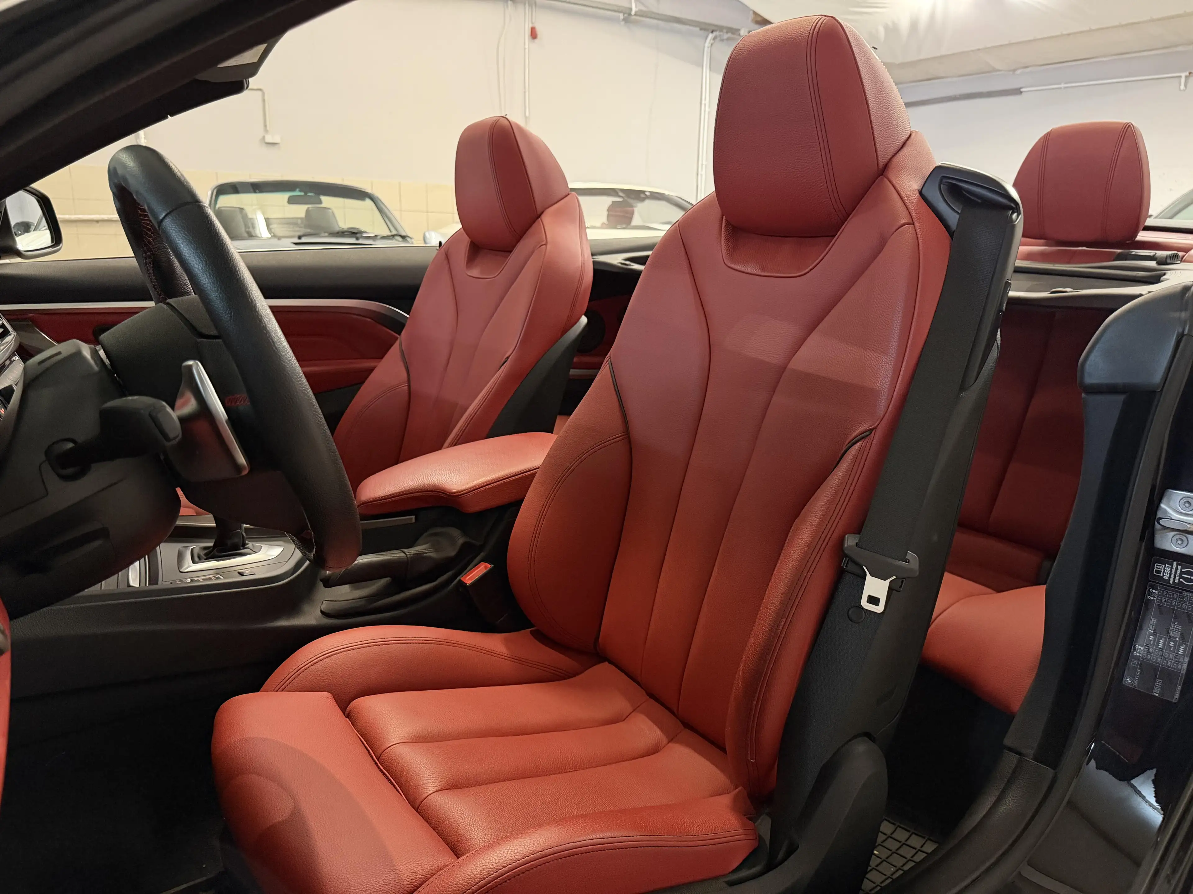 BMW 435 iA Cabrio Sportline — photo 14