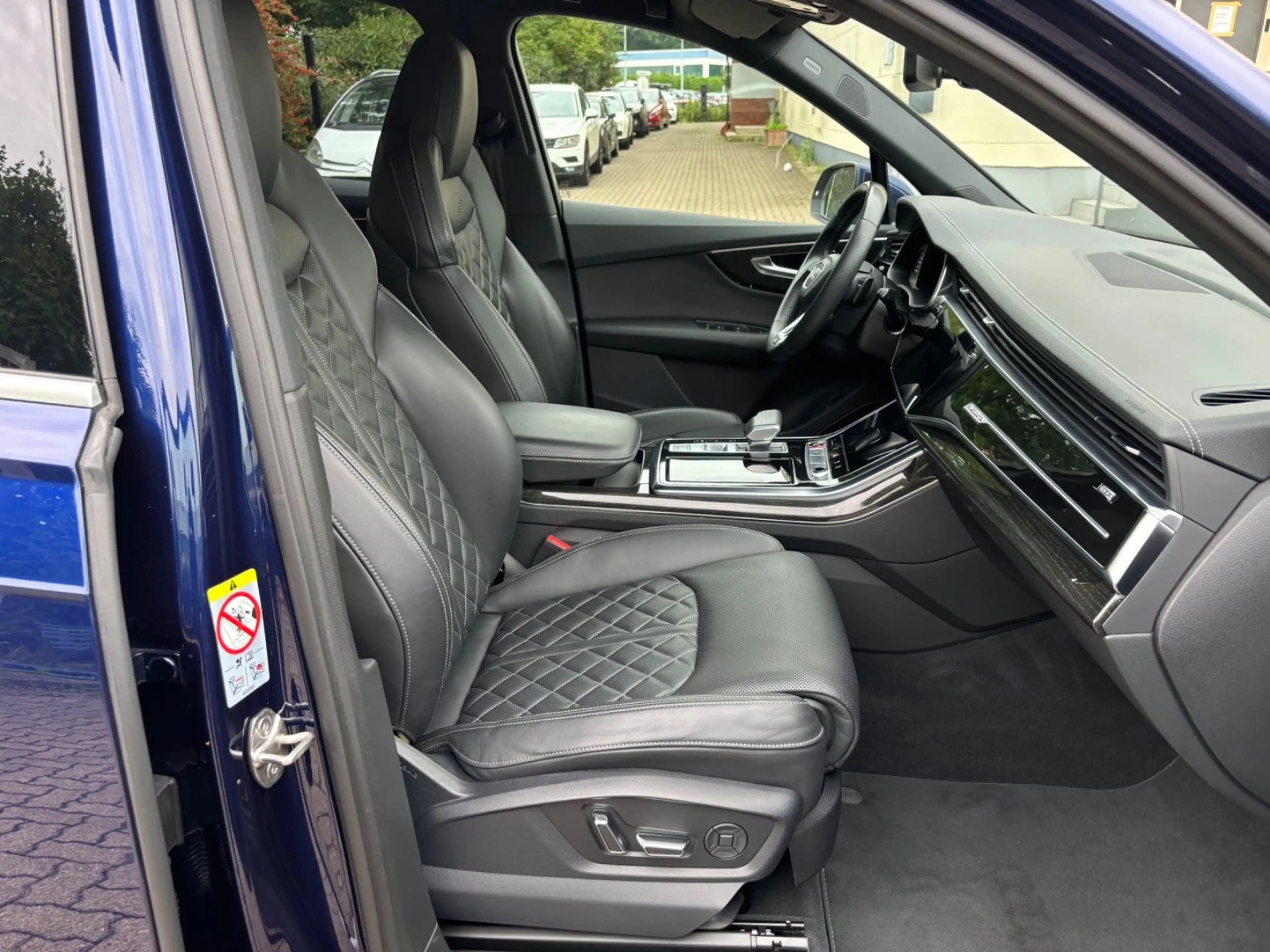 Audi SQ7 4.0 TFSI quattro Matrix B&O AHK — photo 12