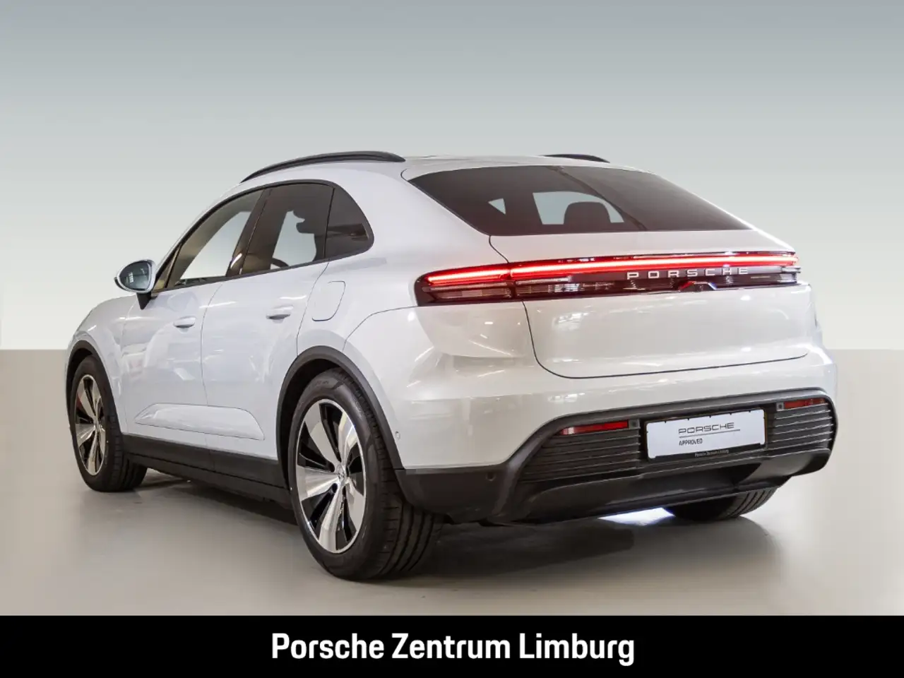 Porsche Macan 2026