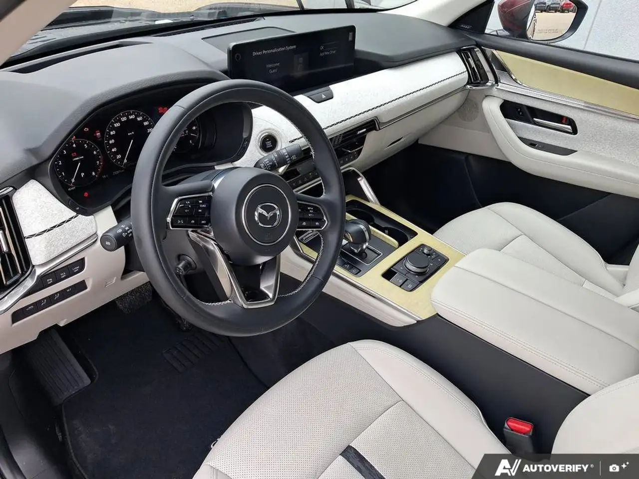 Mazda CX-90 MHEV снимка Mazda CX-90 MHEV