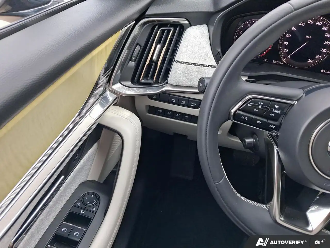 Mazda CX-90 MHEV снимка Mazda CX-90 MHEV