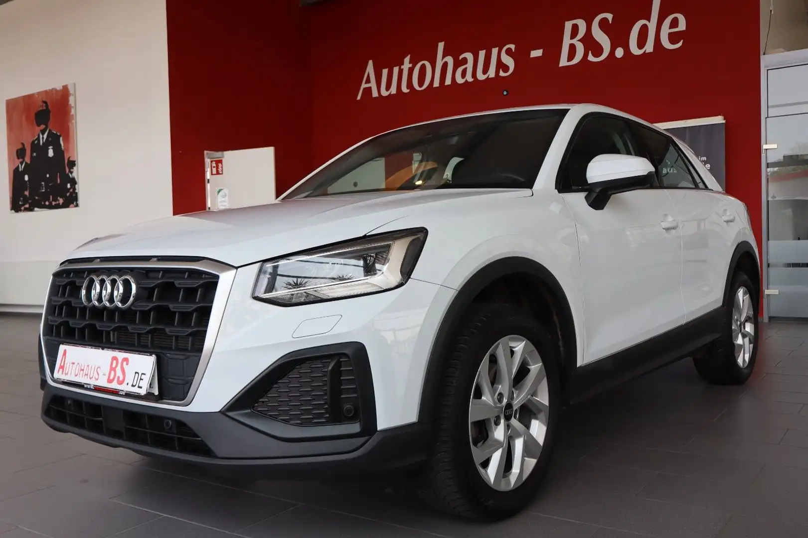 Audi Q2 30 TFSI, Kamera,Navi,LED,el.Heckklappe,1.Hand Wit - 1