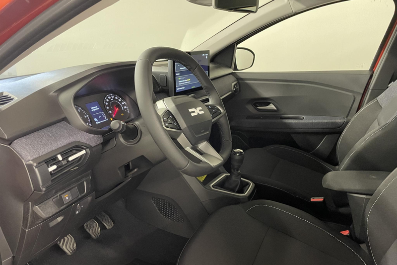 Dacia Jogger 1.0 TCe 110 expression 7p. | Pack Comfort | — photo 7