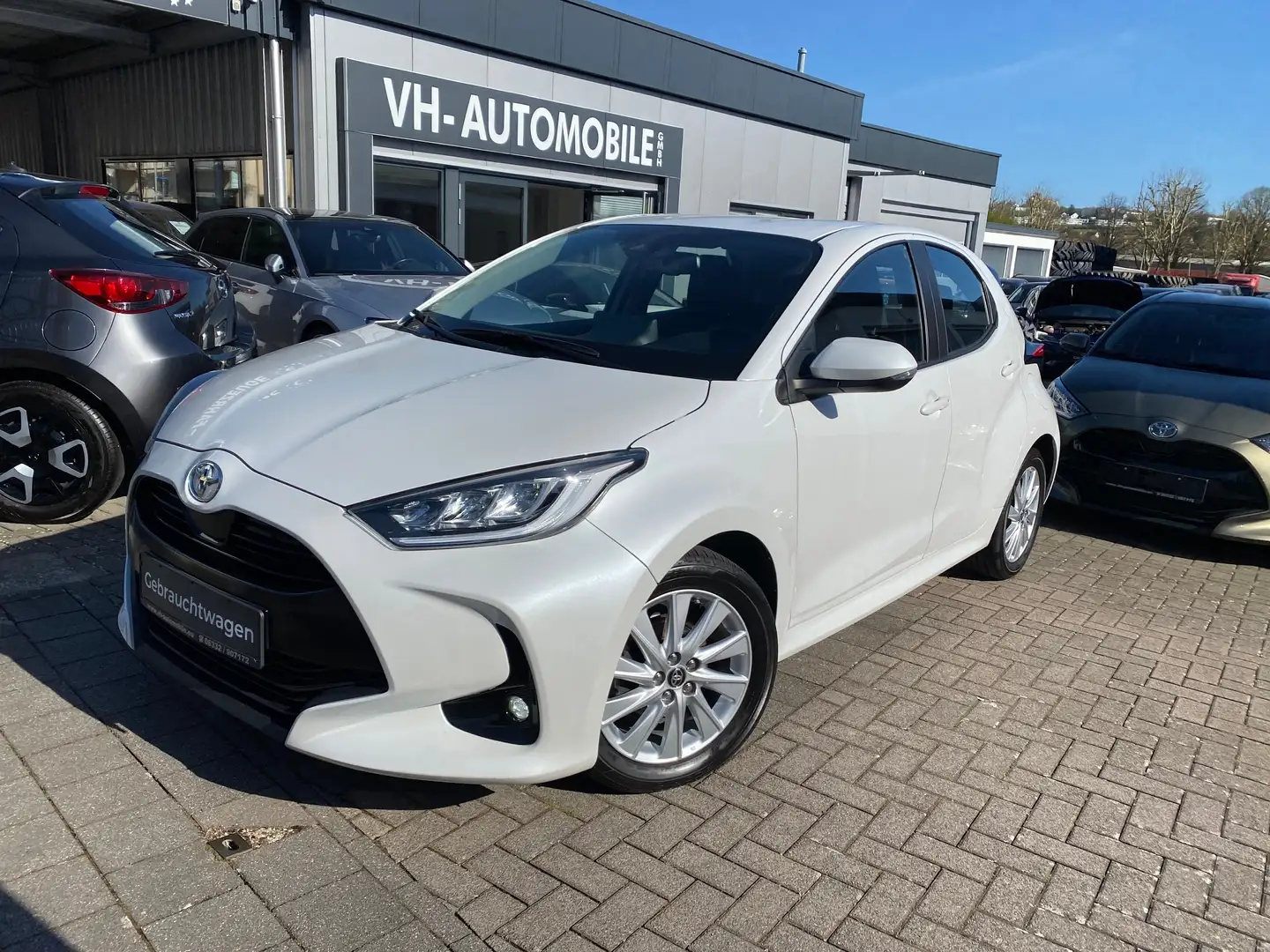 Toyota Yaris 1.5 A-GRA*APPLE&ANDROID*Klimaat*KAMERA*LED HSW*Shz Blanc - 2