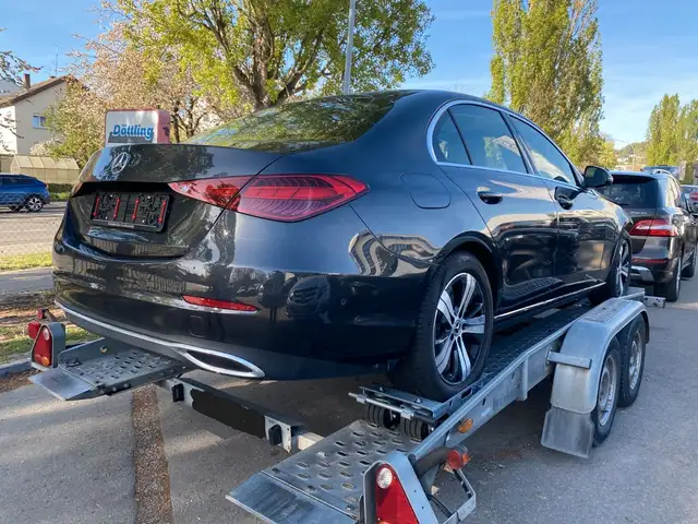 Mercedes-Benz C 180