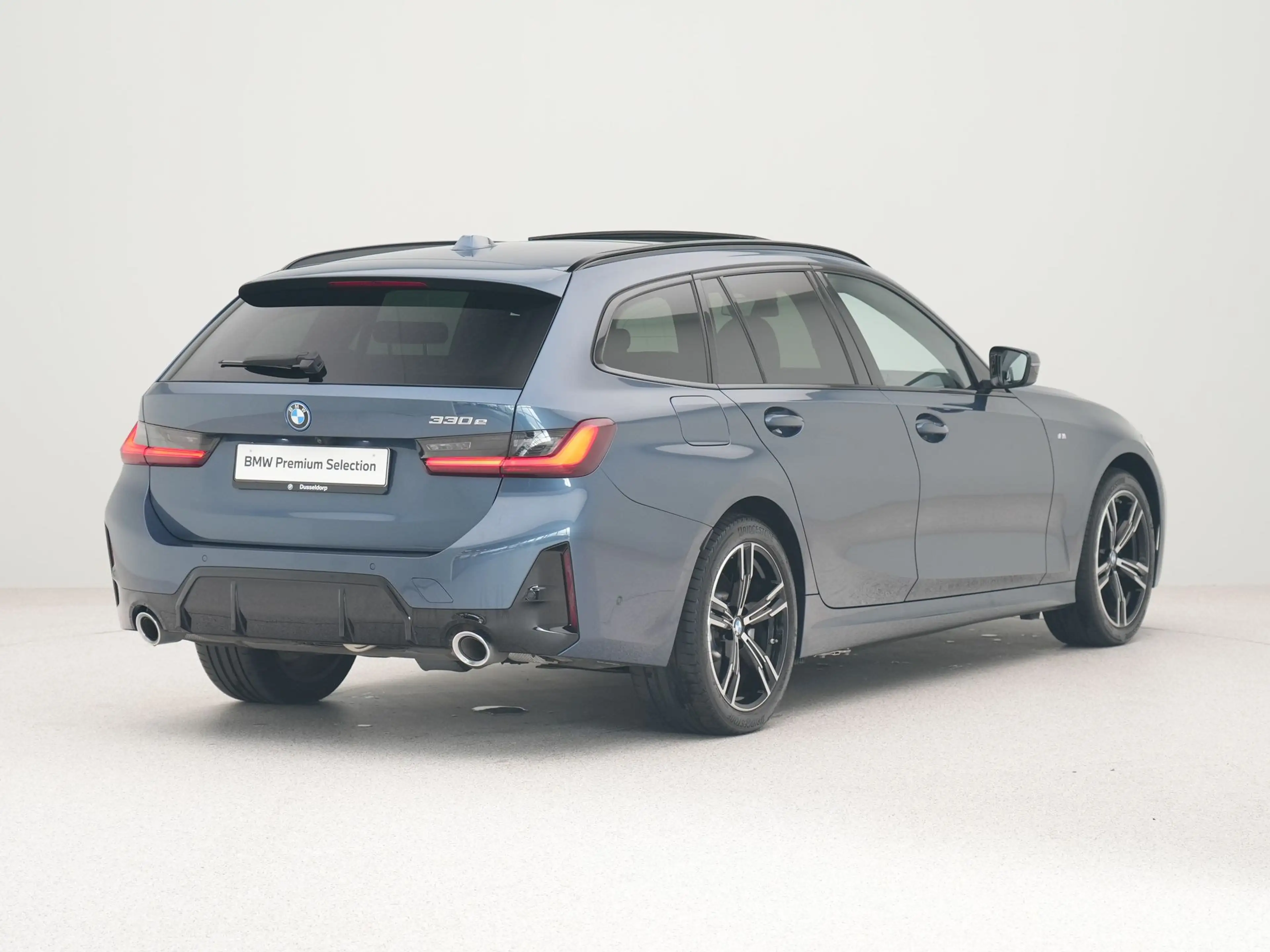 BMW 330 3 Serie Touring 330e M-Sport | Trekhaak | Panorama — photo 9