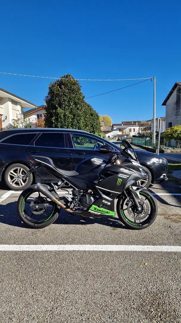 Kawasaki Ninja 400 Negro - 1