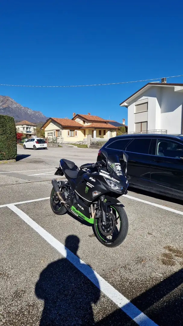 Kawasaki Ninja 400 Negro - 2