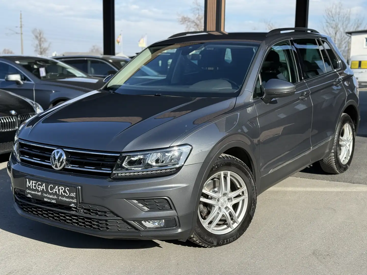 Volkswagen Tiguan Comfortline BMT/Start-Stopp Grau - 1
