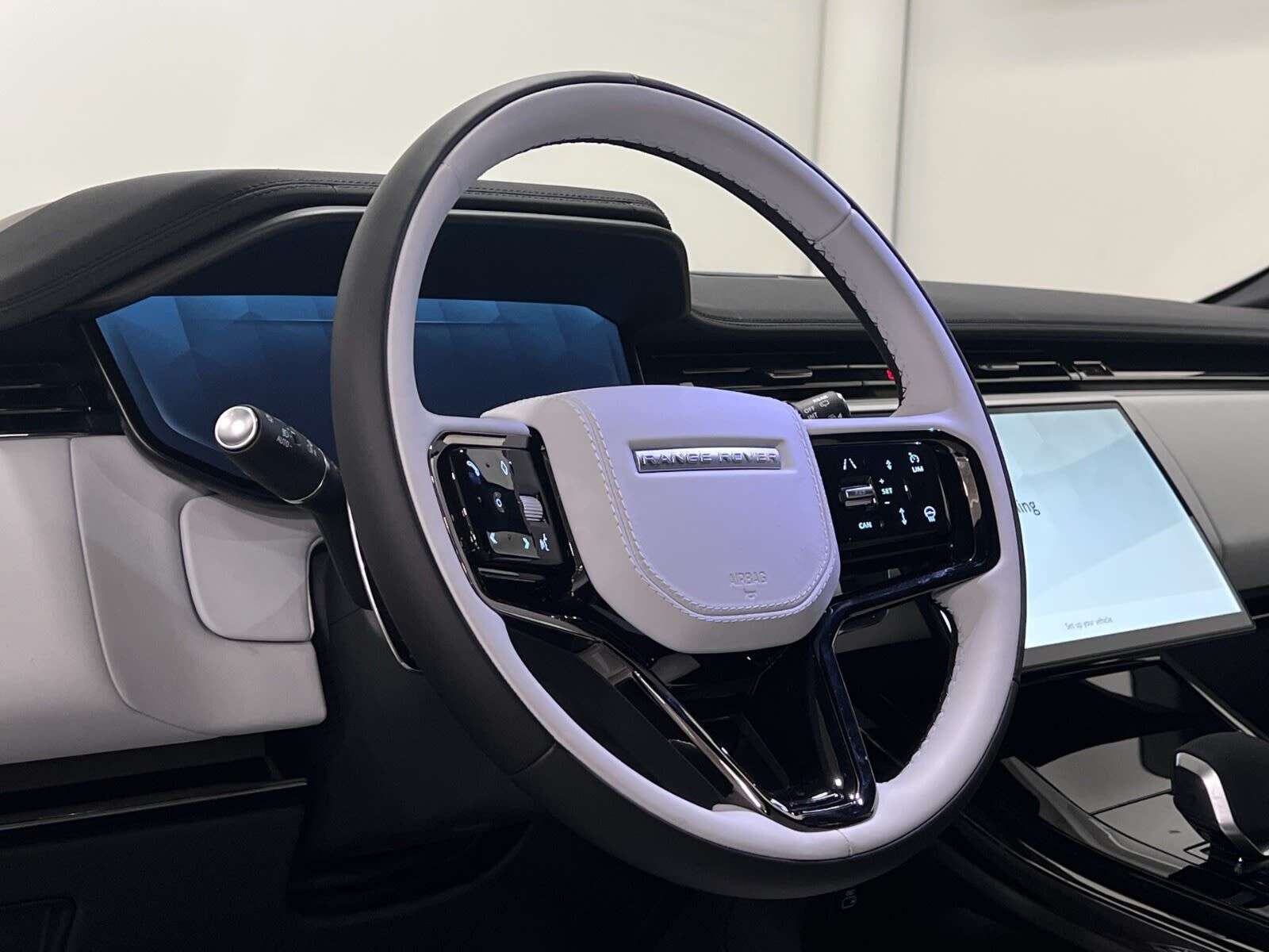 2026 Land Rover Range Rover Sport P400 DYNAMIC HSE thumb 31