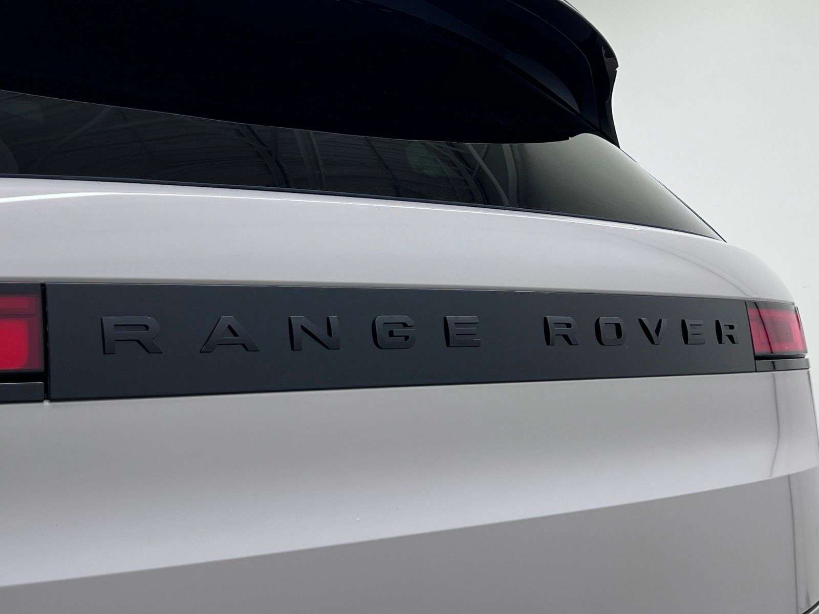 2026 Land Rover Range Rover Sport P400 DYNAMIC HSE thumb 11
