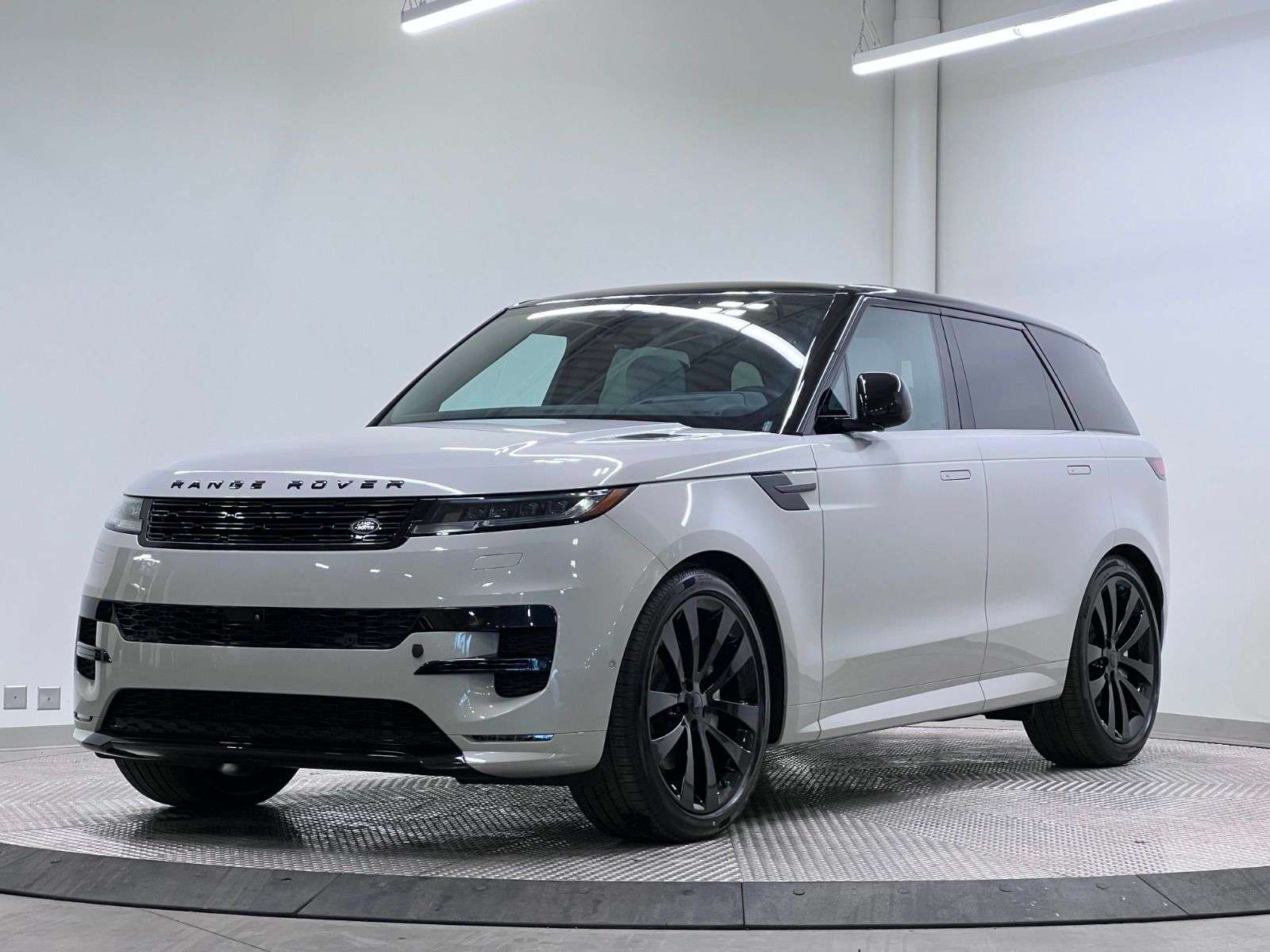 2026 Land Rover Range Rover Sport P400 DYNAMIC HSE