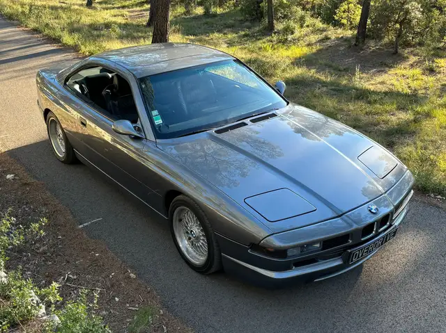 BMW 850 CSI