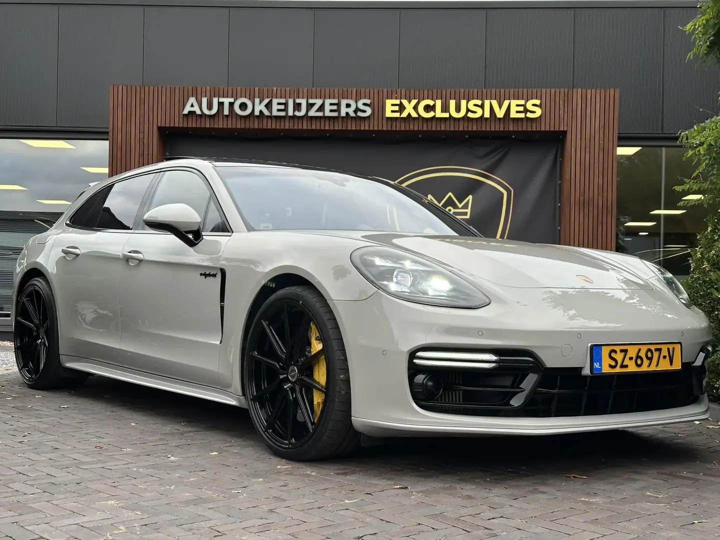 Porsche Panamera Sport Turismo 4.0 Turbo S E-Hybrid Keramisch Panor Gris - 1