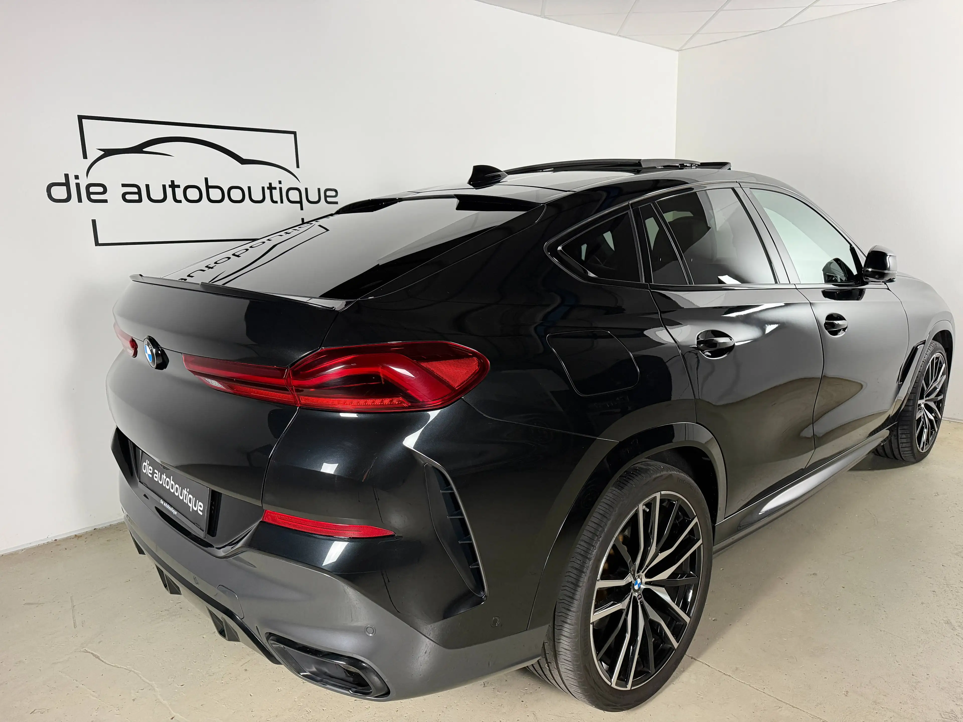 BMW X6 xDrive 40 i // M Sport // 22'' // HUD // PANO // Massage // — photo 10