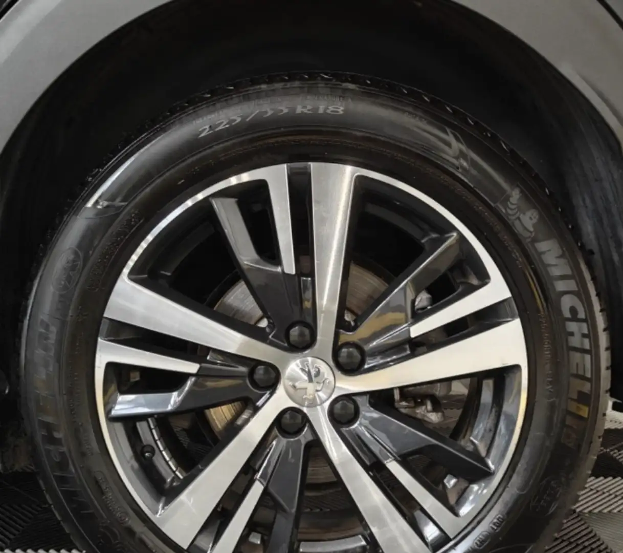 Peugeot 3008 1.2 S&S PureTech Active EAT8 130 - 2