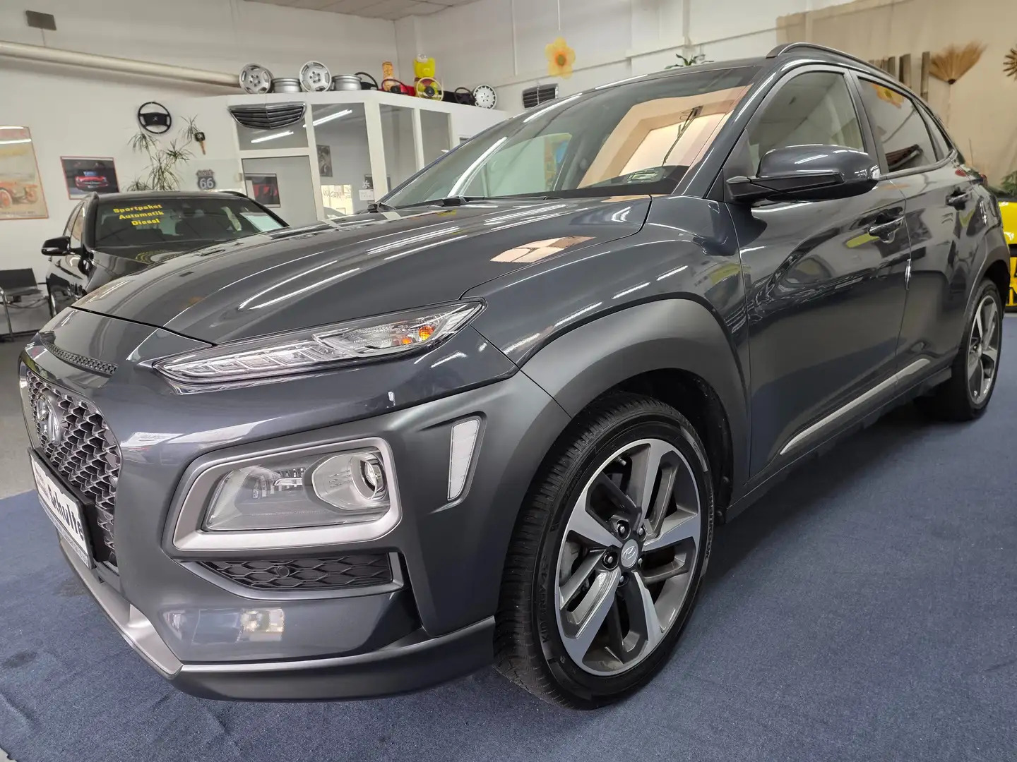 Hyundai KONA KONA 1.6 T-GDI DCT 4WD Premium LED,AHK,SD,Kamera ! Grigio - 1