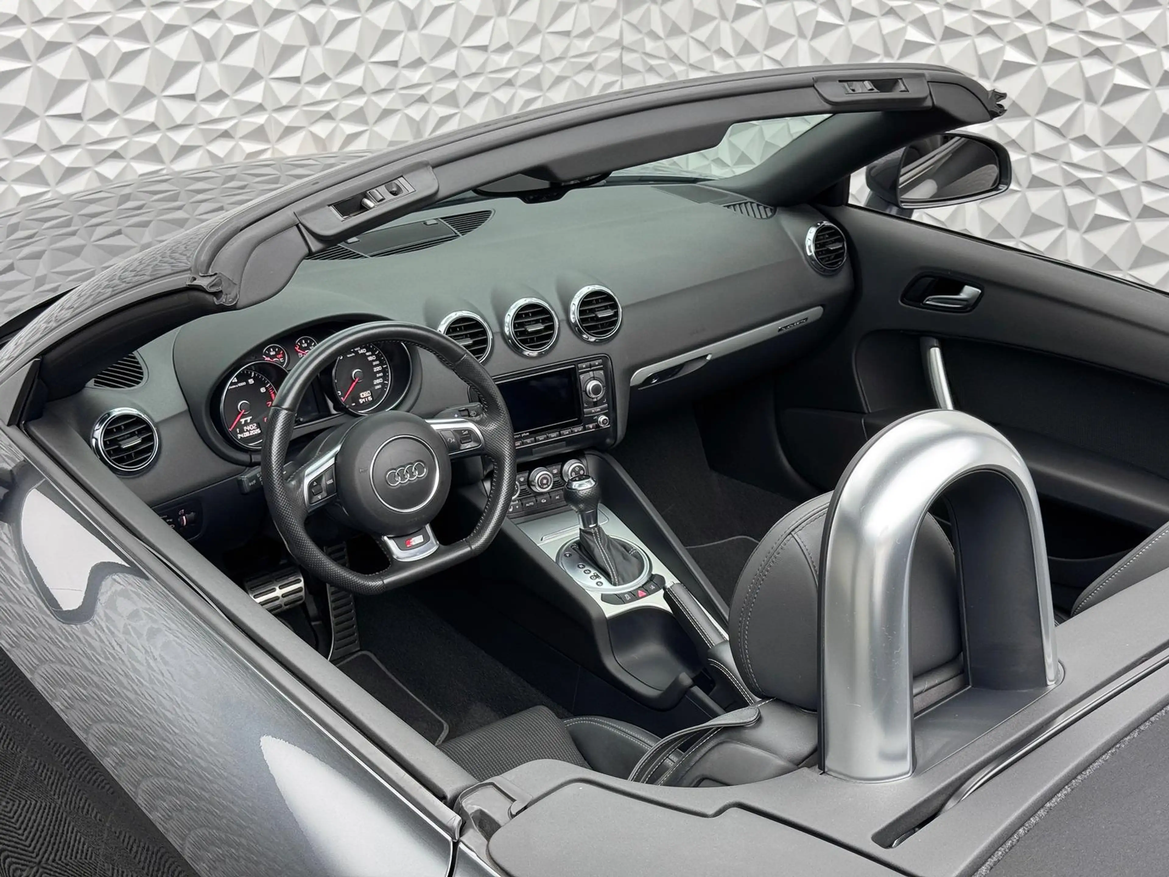 Audi TT 2.0 TFSI QUATTRO/S-LINE/S-TRONIC/LIEBHABERSTK — photo 15