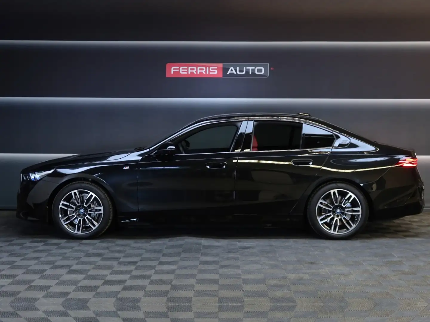 BMW i5 eDrive40 M Sport Noir - 2