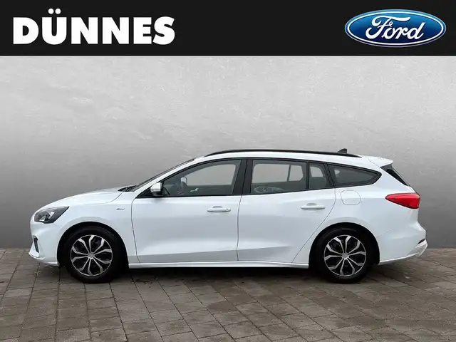 Ford Focus view 6