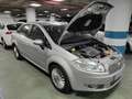 Fiat FIAT Línea Familiar  Manual de 4 Puertas Gris - thumbnail 2