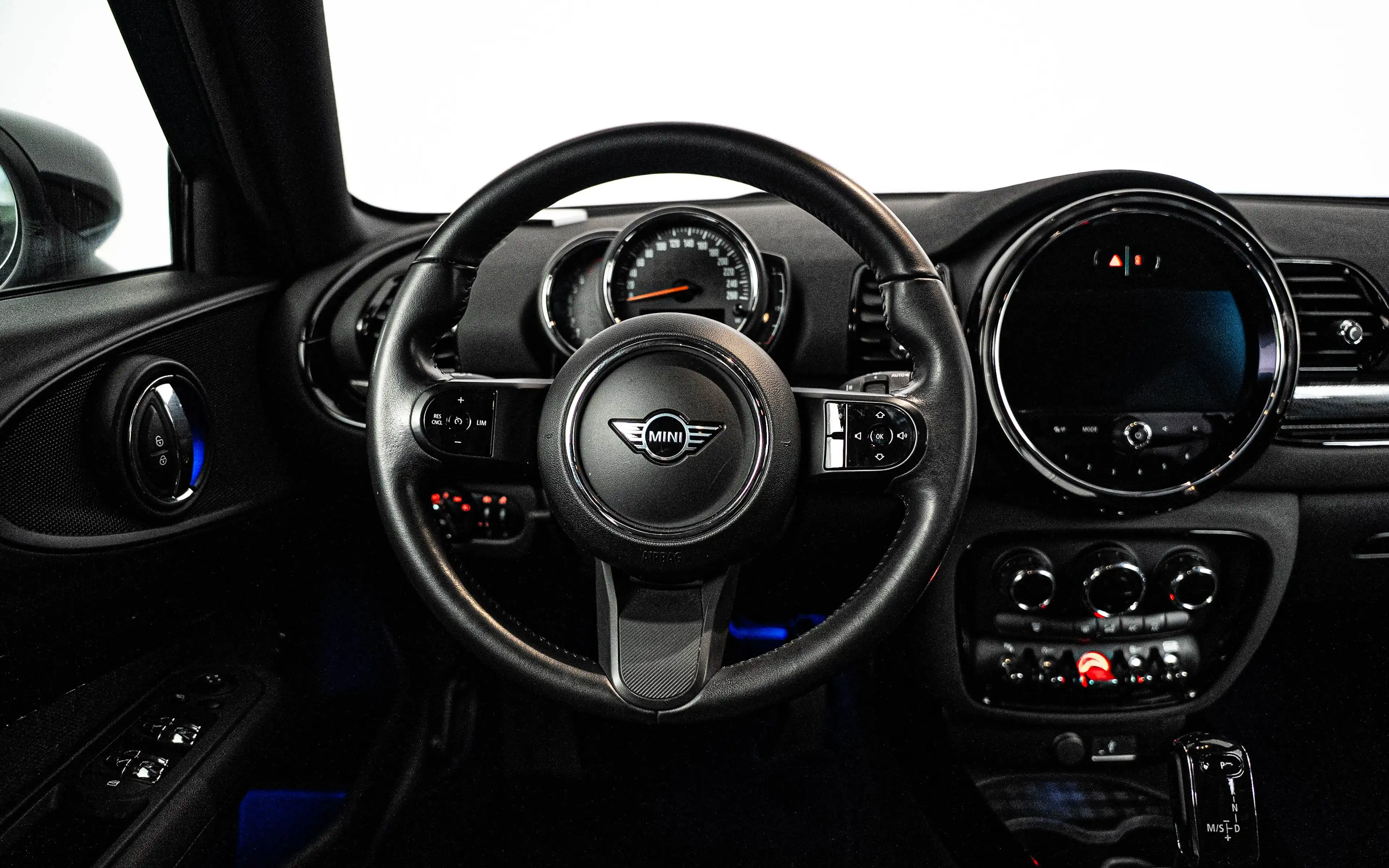 MINI Cooper Clubman Mini Clubman 1.5A Cooper OPF (EU6AP) — photo 11