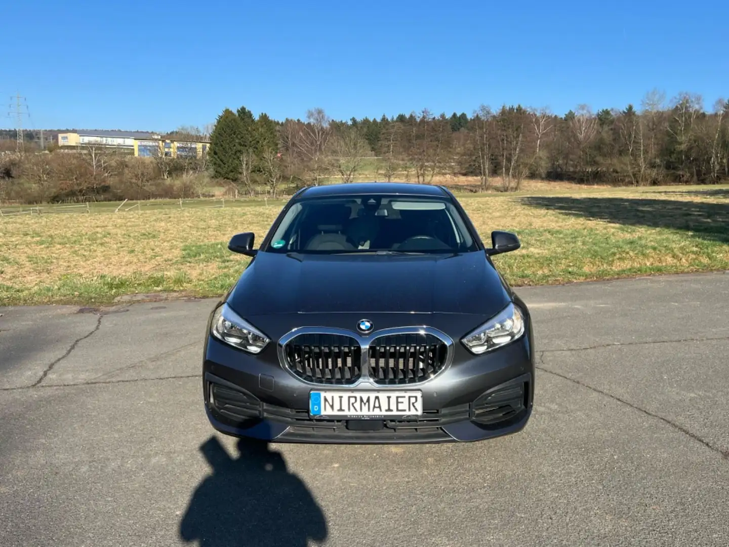 BMW 118 i Advantage Automatik, Sitzheizung, Einparkh. Grau - 2