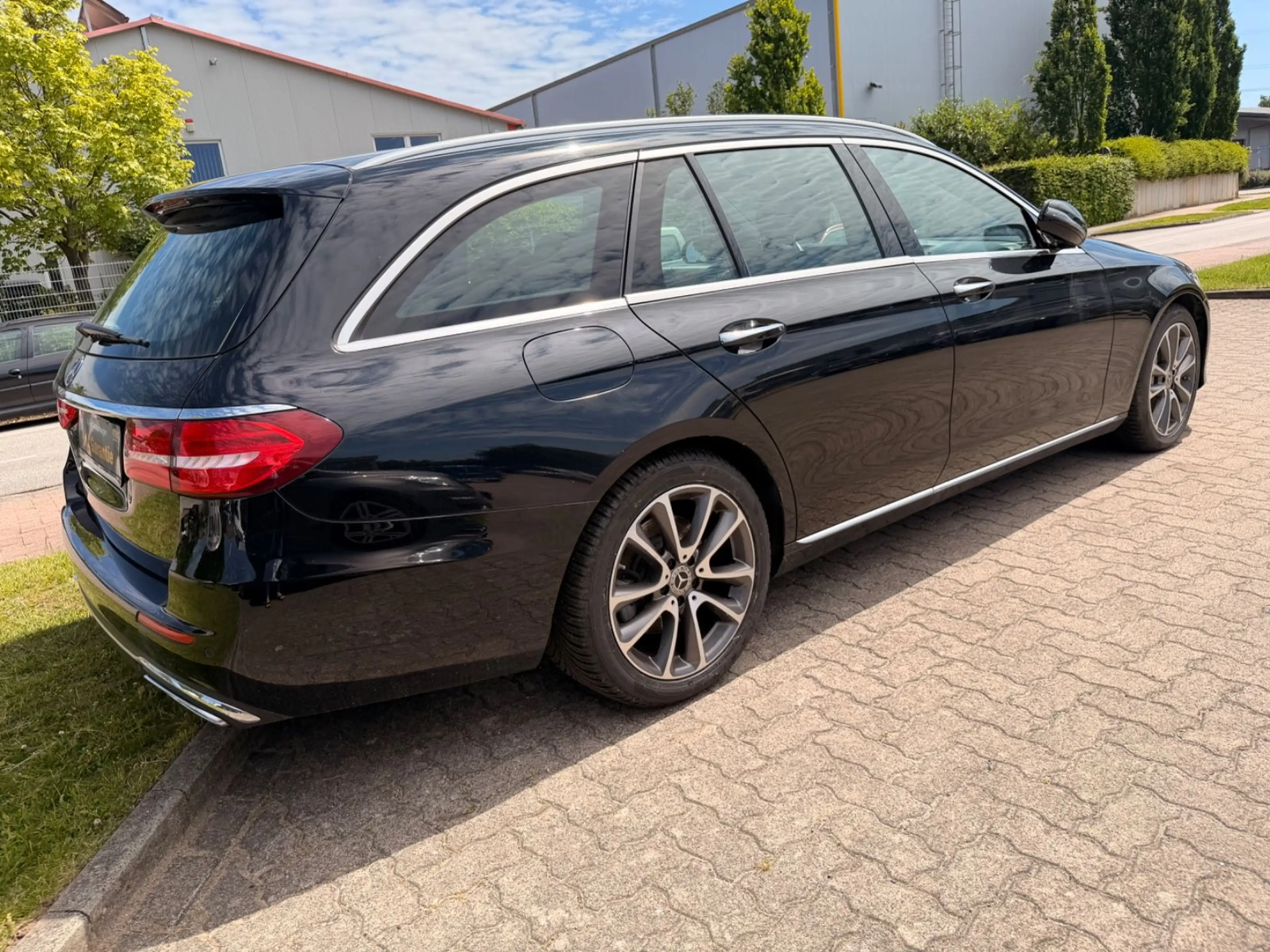 Mercedes-Benz E 350 D T 4Matic Avantgarde V6 AHK/TEMP — photo 4
