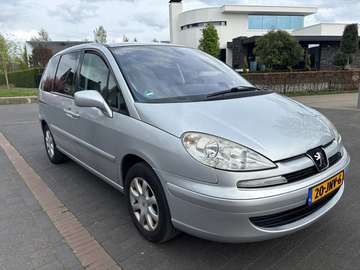 2.0 8 persoons uitvoering !!! nieuwe a.p.k airco t