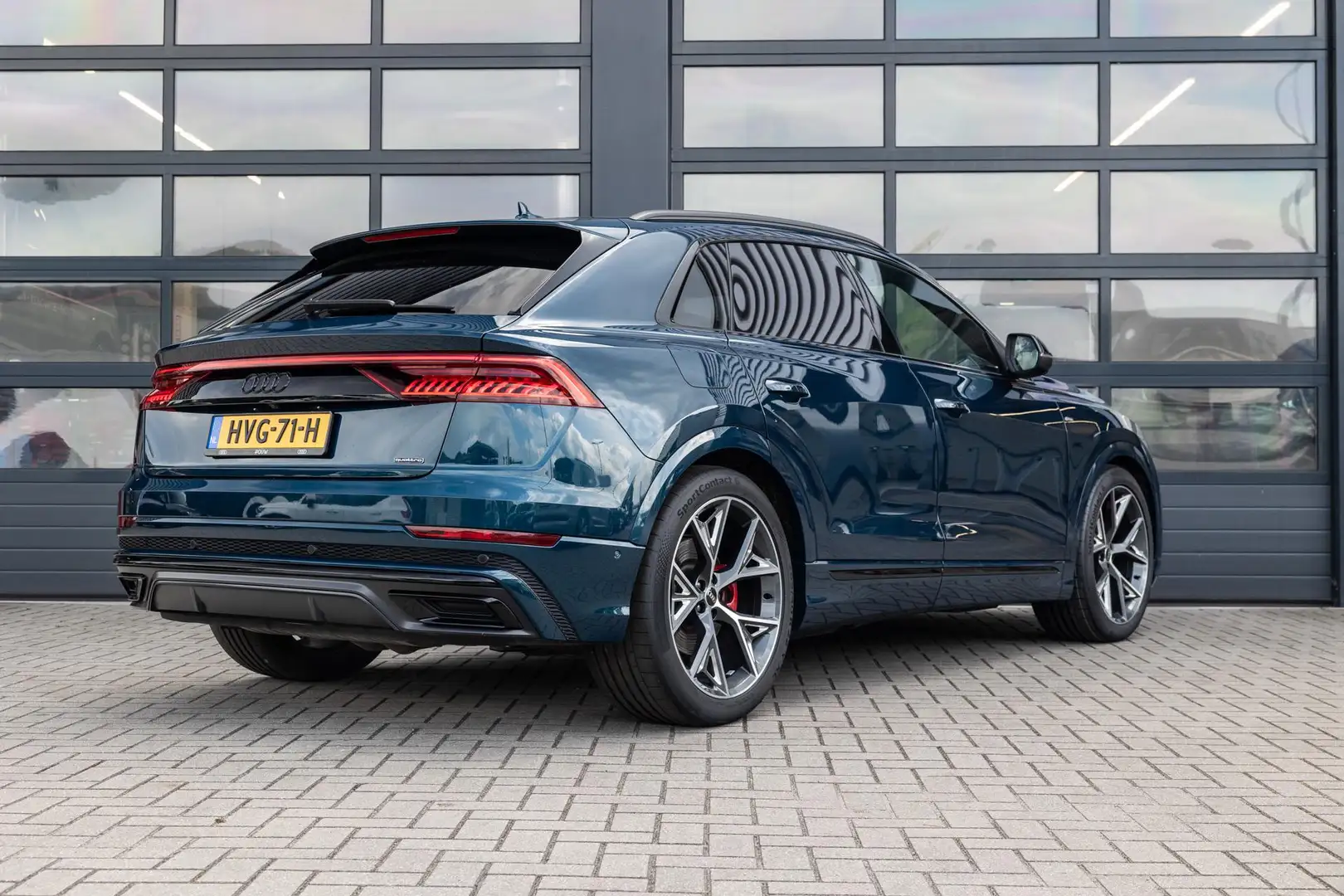 Audi Q8 60 TFSIe 490pk quattro Pro Line S Competition | Al Blauw - 2