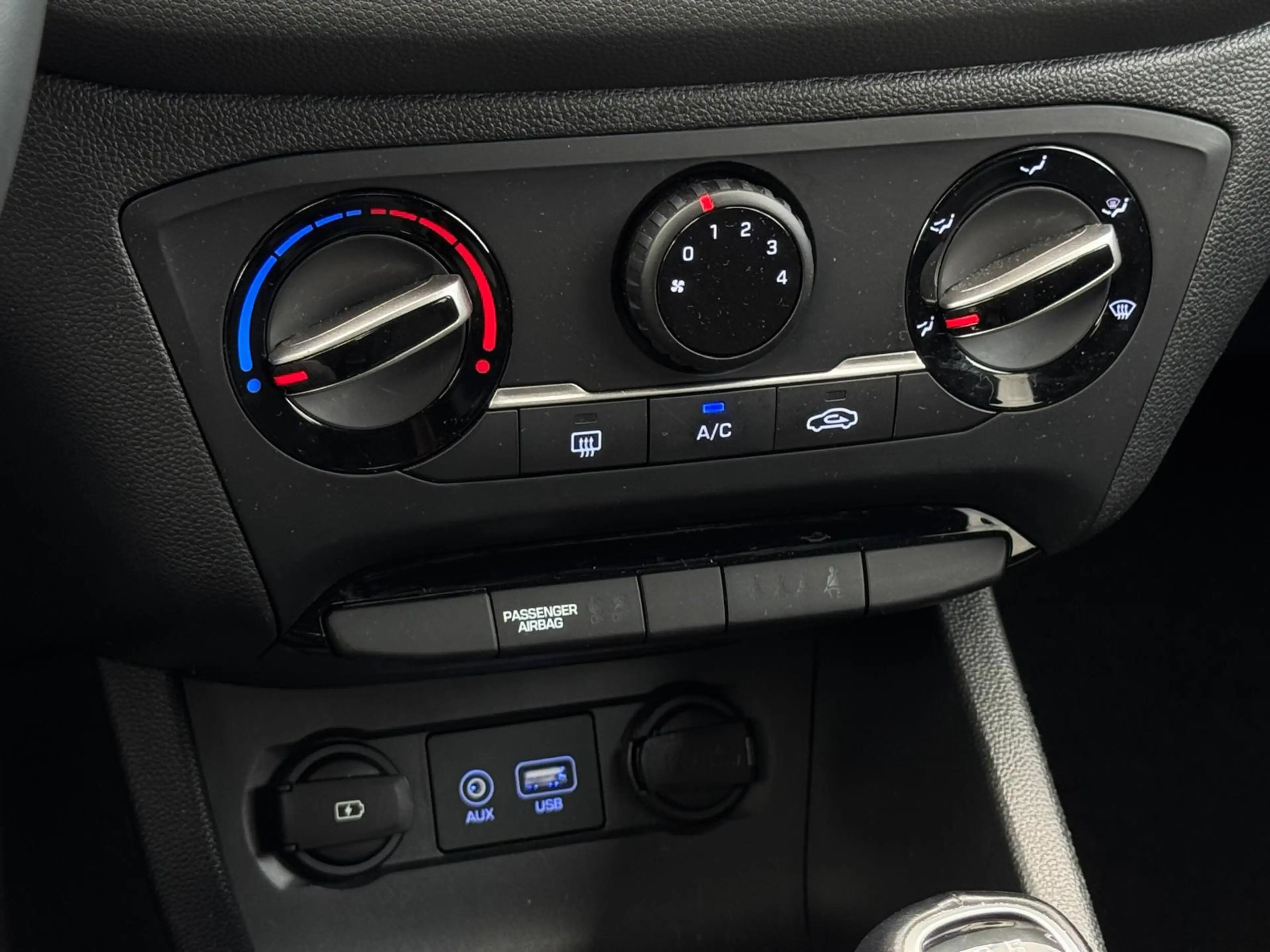 Hyundai i20 1.2 i-Motion LAGE KMSTAND|AIRCO|CR CONTROL|ELEK PA — photo 15
