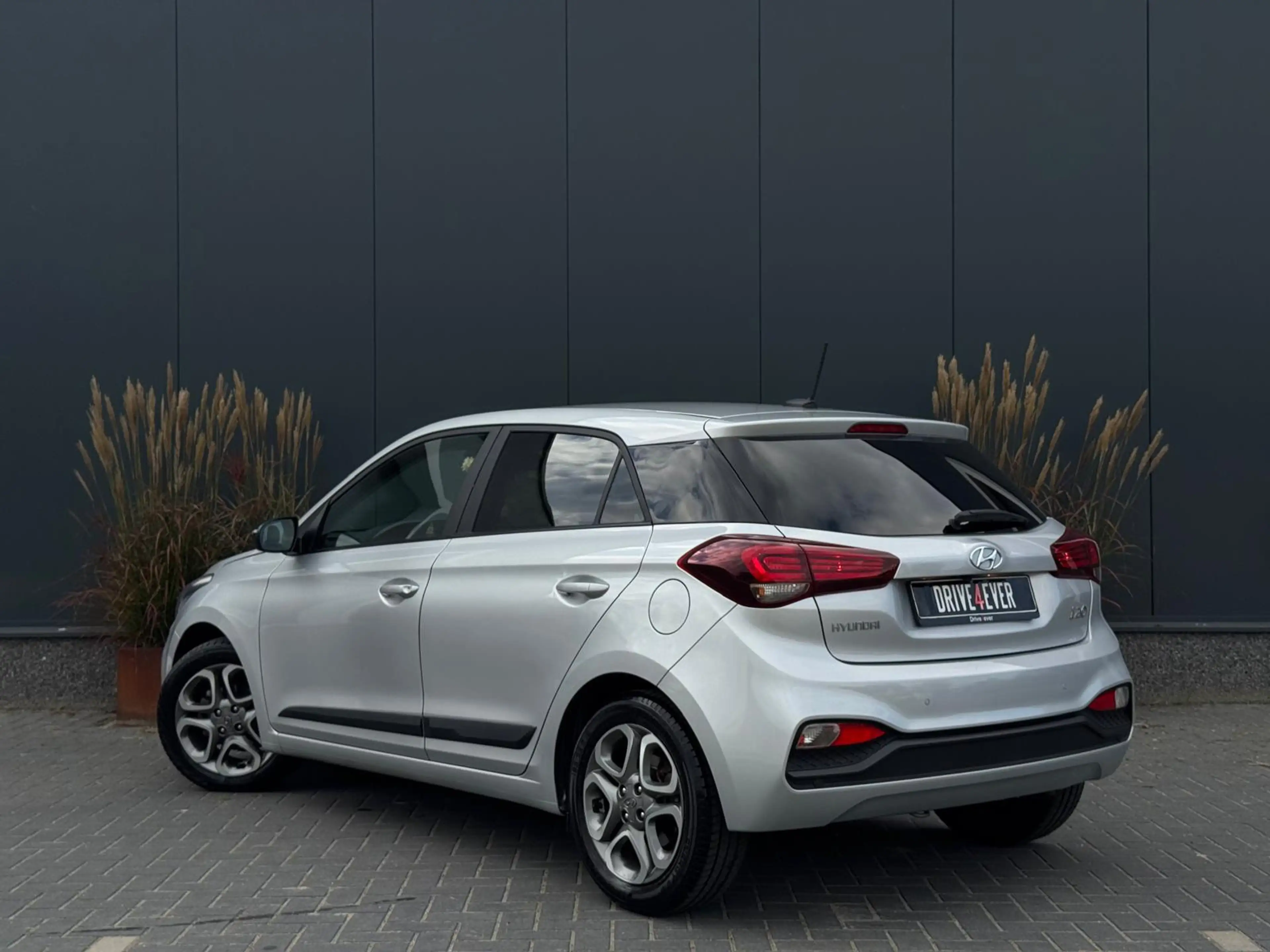 Hyundai i20 1.2 i-Motion LAGE KMSTAND|AIRCO|CR CONTROL|ELEK PA — photo 9