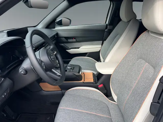 Mazda MX-30 view 10