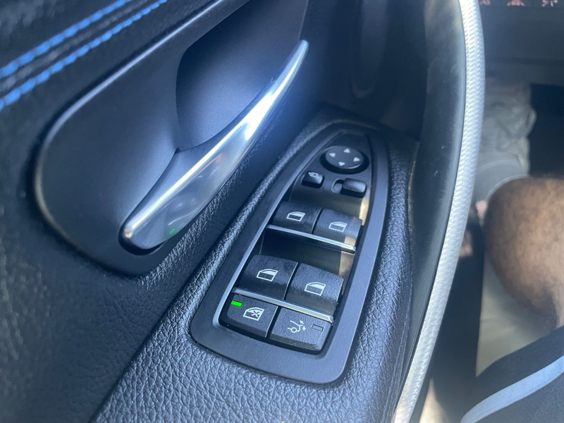 BMW 320 i xDrive M Sport Gran Turismo — photo 14