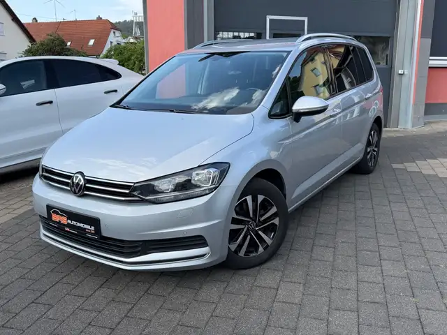 Volkswagen Touran 1.5 TSI United*DSG*NAV*ACC*7 SITZER*CARPL