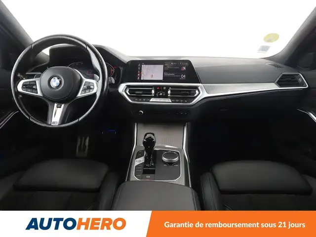 BMW 3 Series view 12