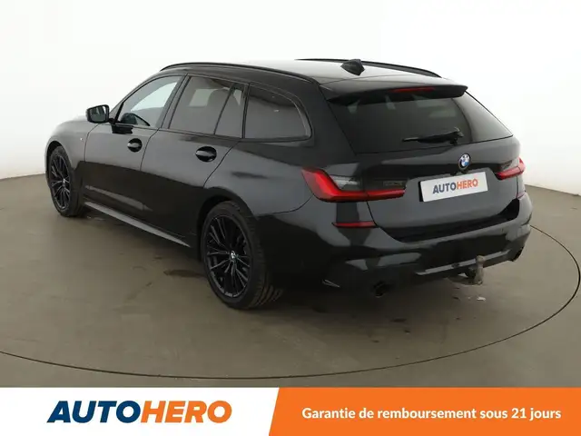 BMW 3 Series view 4