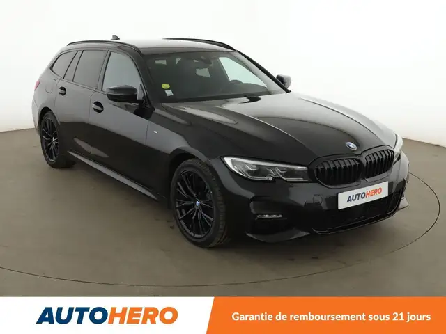BMW 3 Series view 8