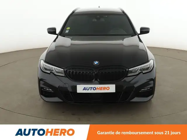 BMW 3 Series view 9