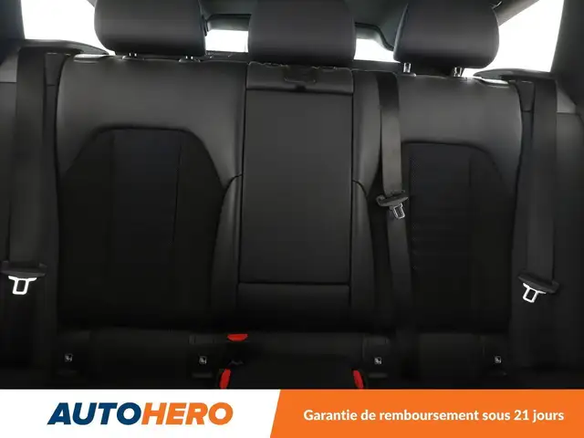 BMW 3 Series view 15