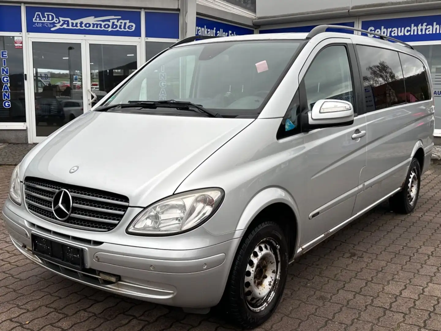 Mercedes-Benz Viano 2.2 CDI lang Klima 6-Sitzer Argintiu - 1