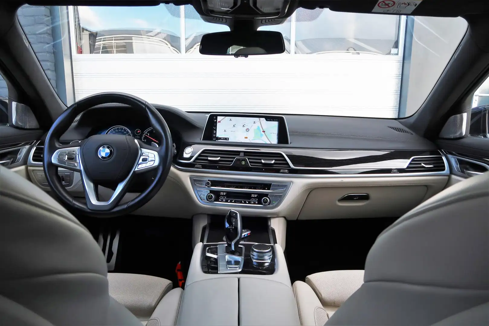 BMW 740 7-serie 740Ld xDrive High Executive M-PAKKET/ MASS Noir - 2