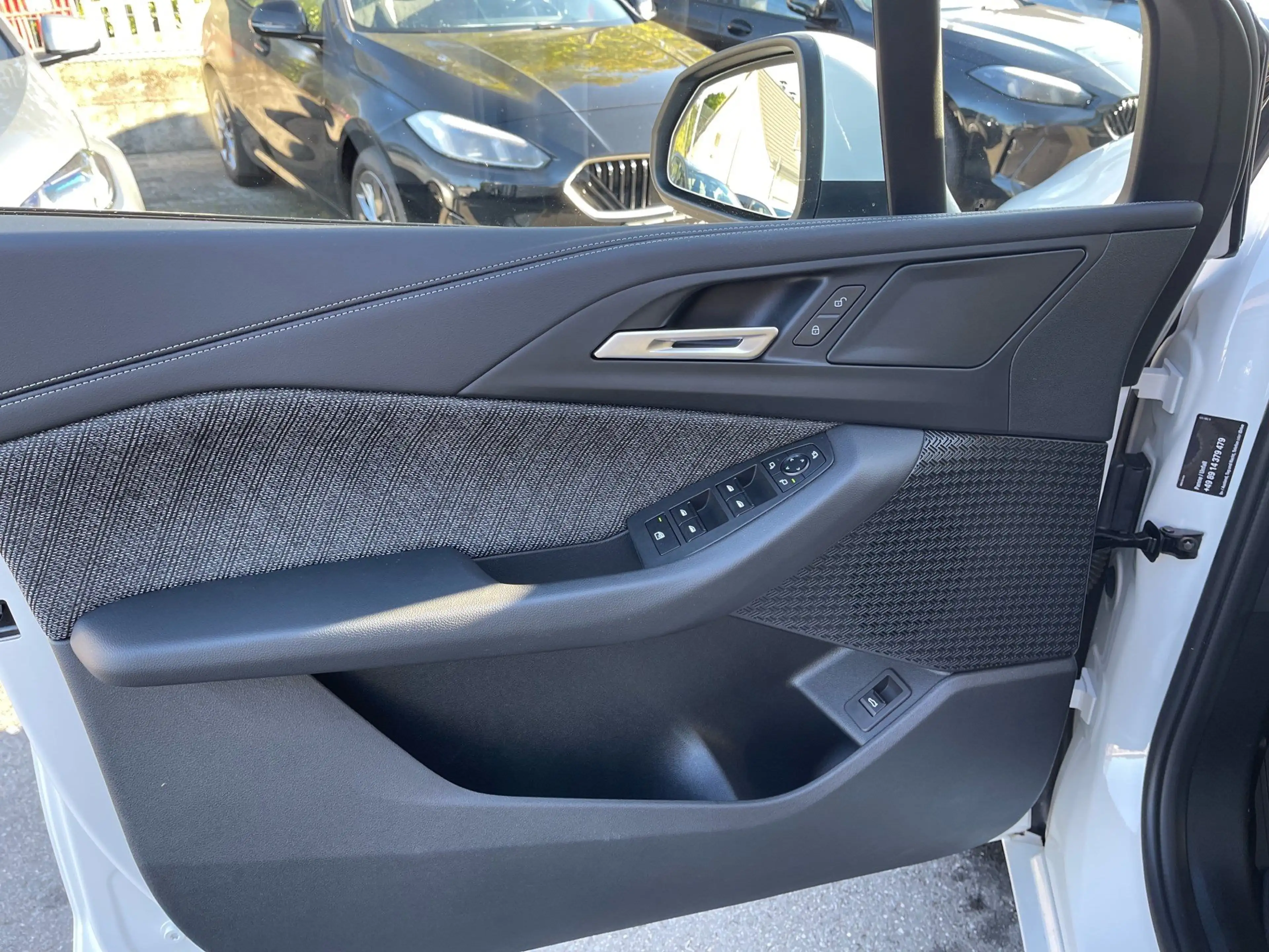 BMW 220 i Active Tourer || AHK adapt.LED Keyless — photo 4